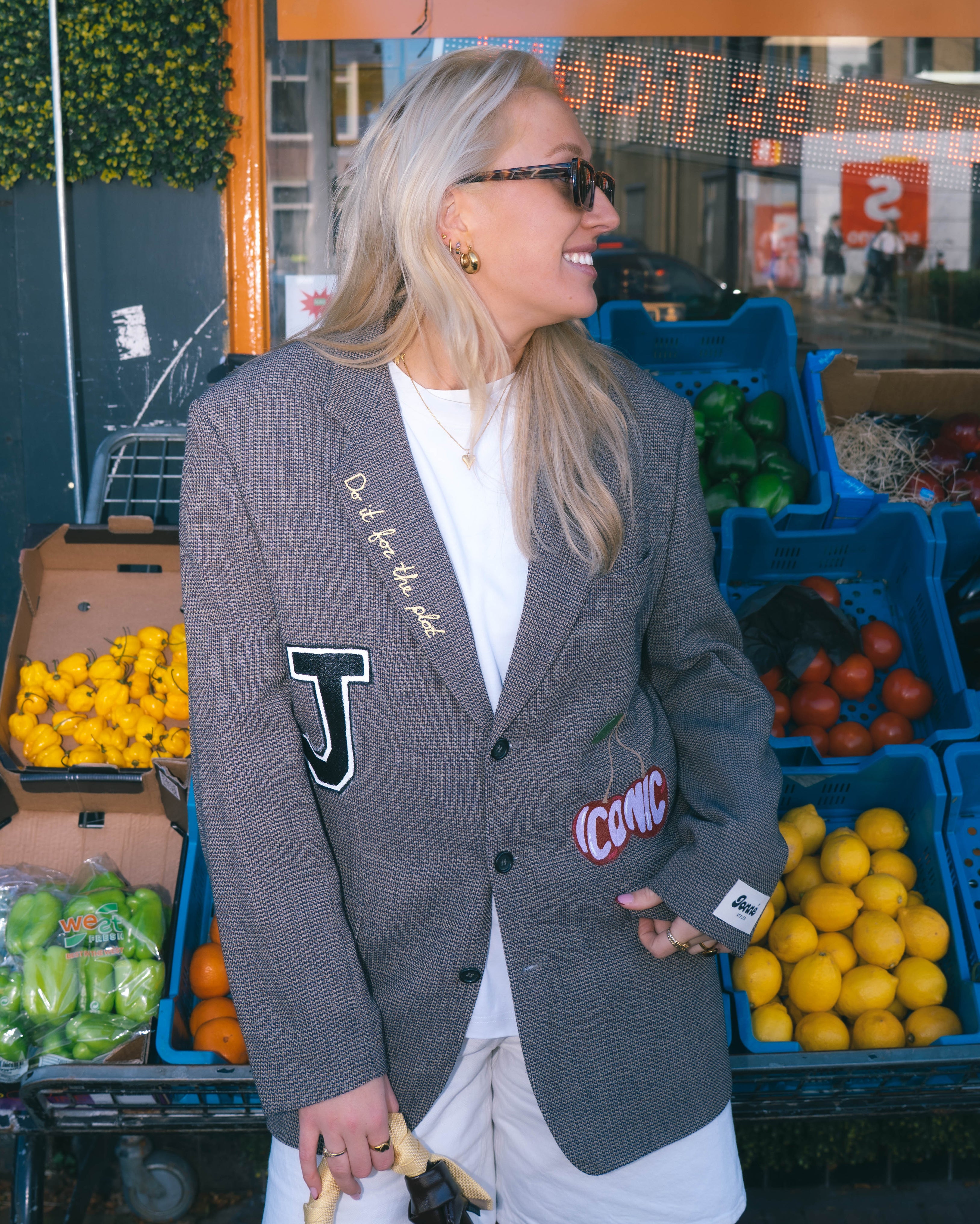 JONNÉ BLAZER - GREY