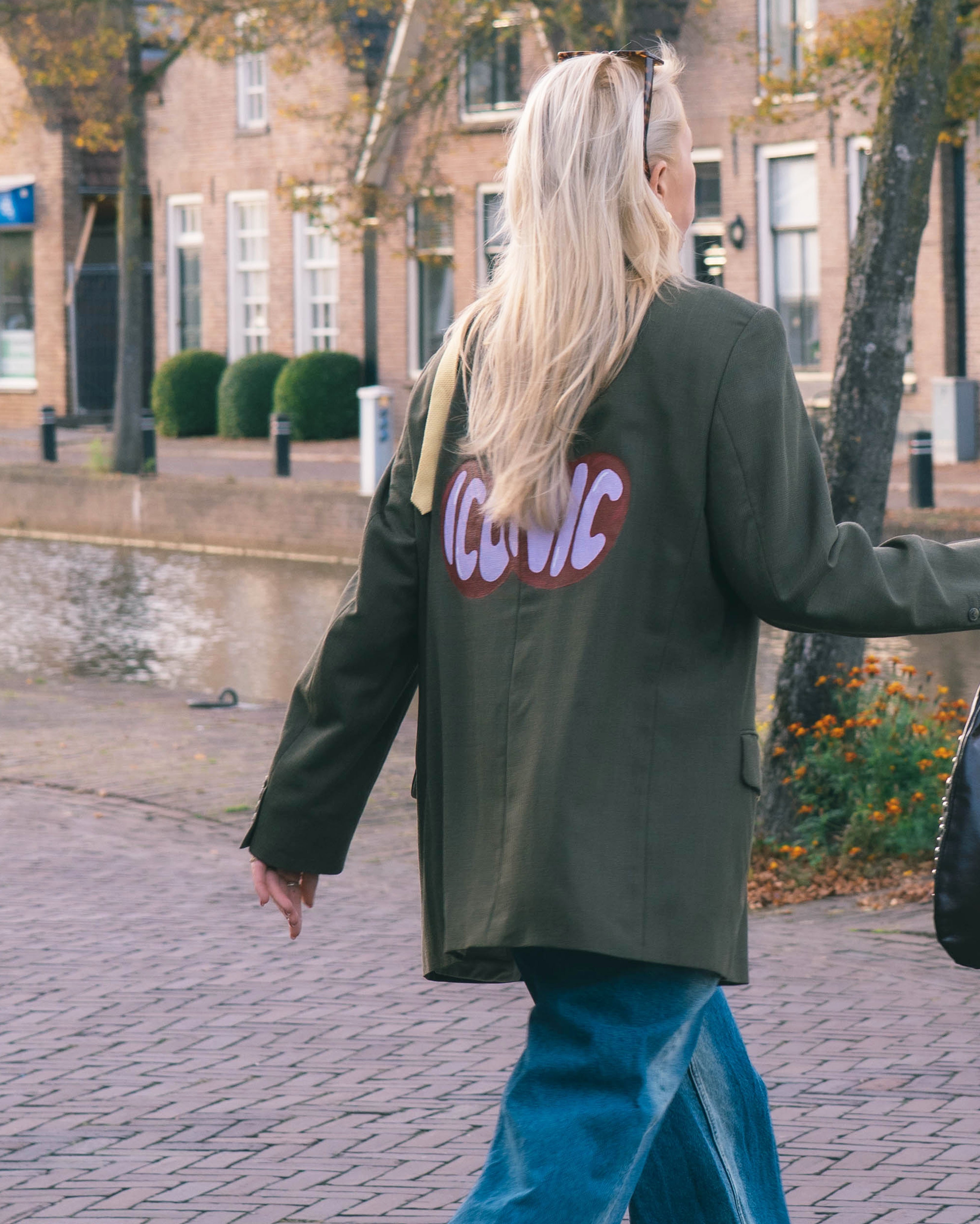 JONNÉ BLAZER - KHAKI GREEN