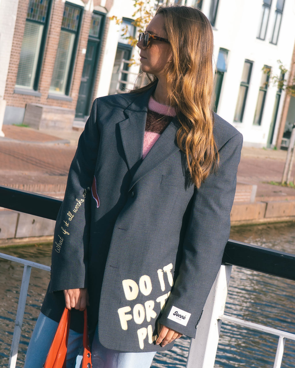 JONNÉ BLAZER - DARK GREY