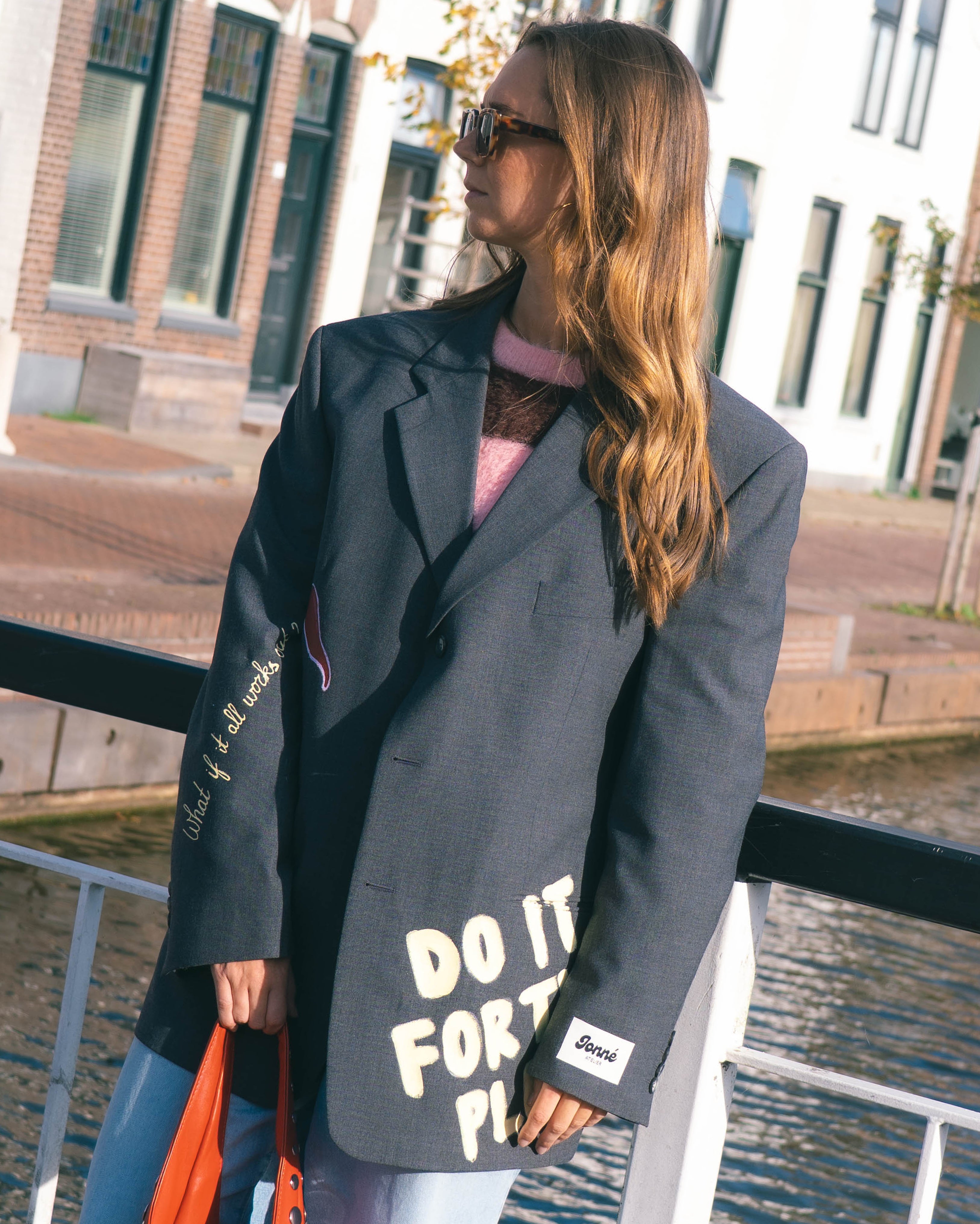 JONNÉ BLAZER - DARK GREY