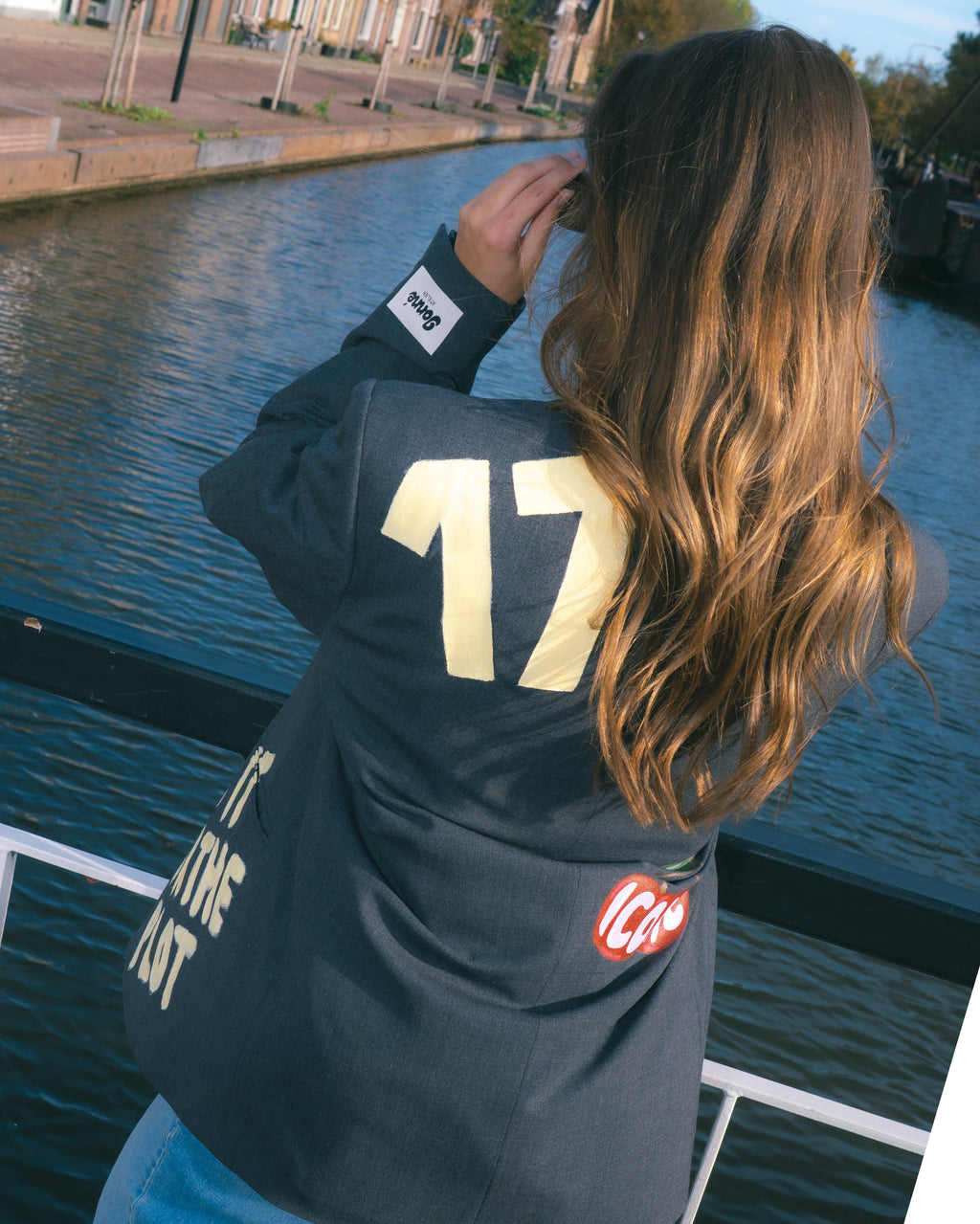 JONNÉ BLAZER - DARK GREY