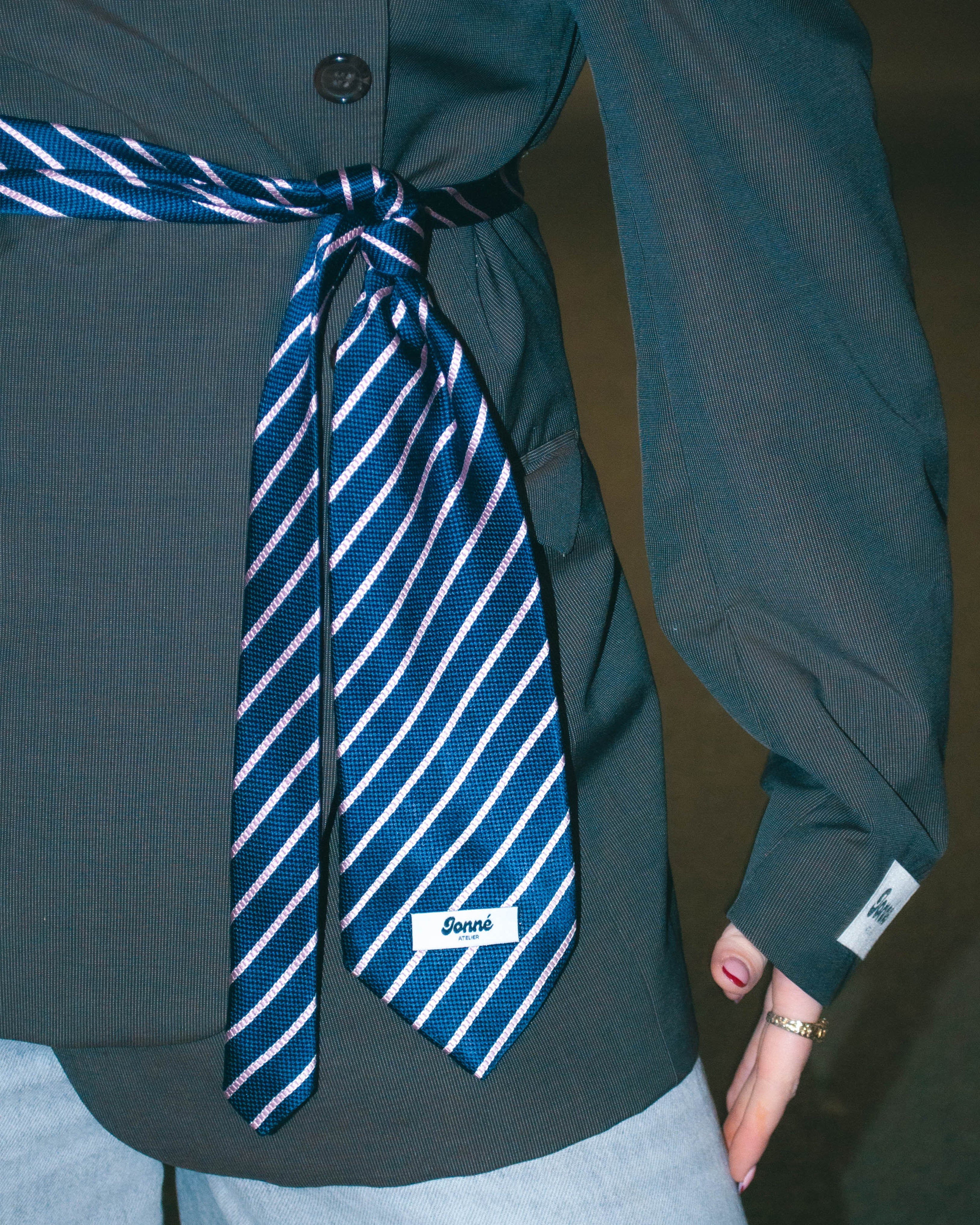 JONNÉ STROPDAS - NAVY & PINK STRIPED