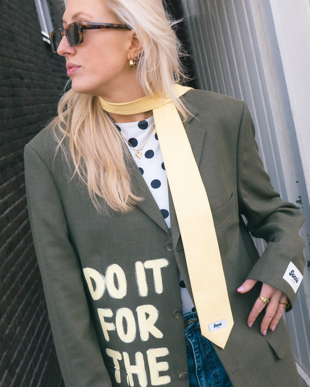 JONNÉ STROPDAS - BUTTER YELLOW