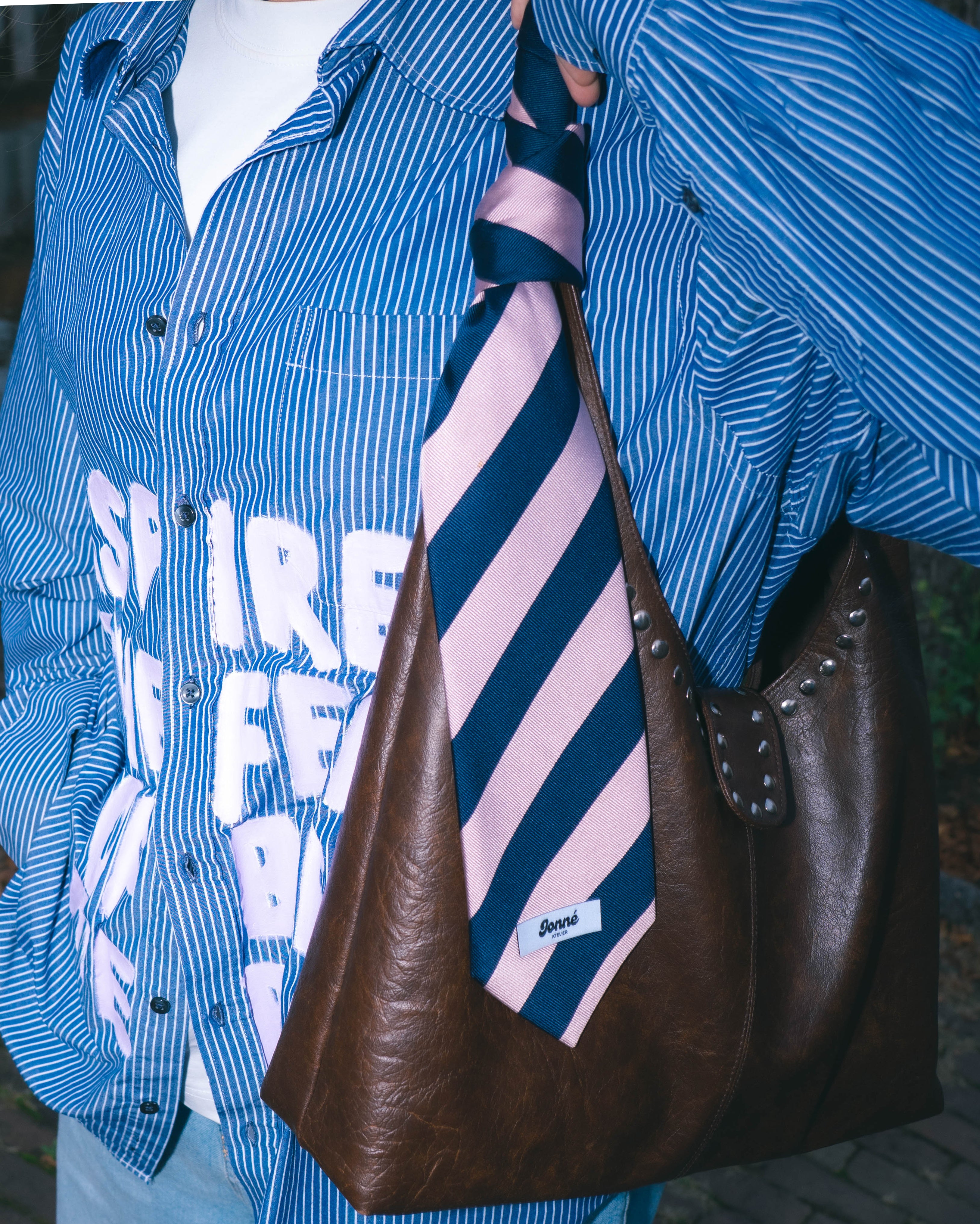 JONNÉ STROPDAS - NAVY & PINK STRIPED