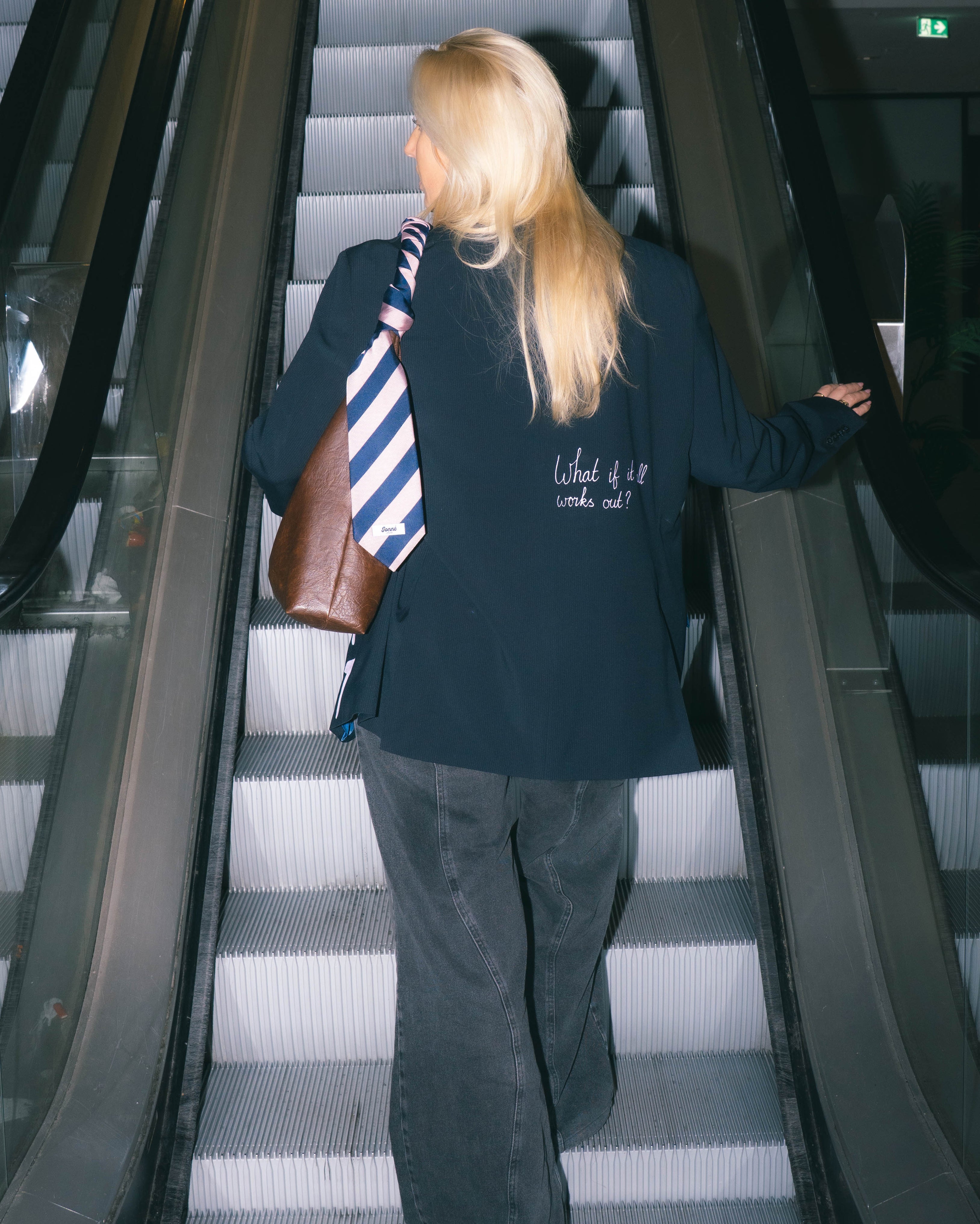 JONNÉ STROPDAS - NAVY & PINK STRIPED