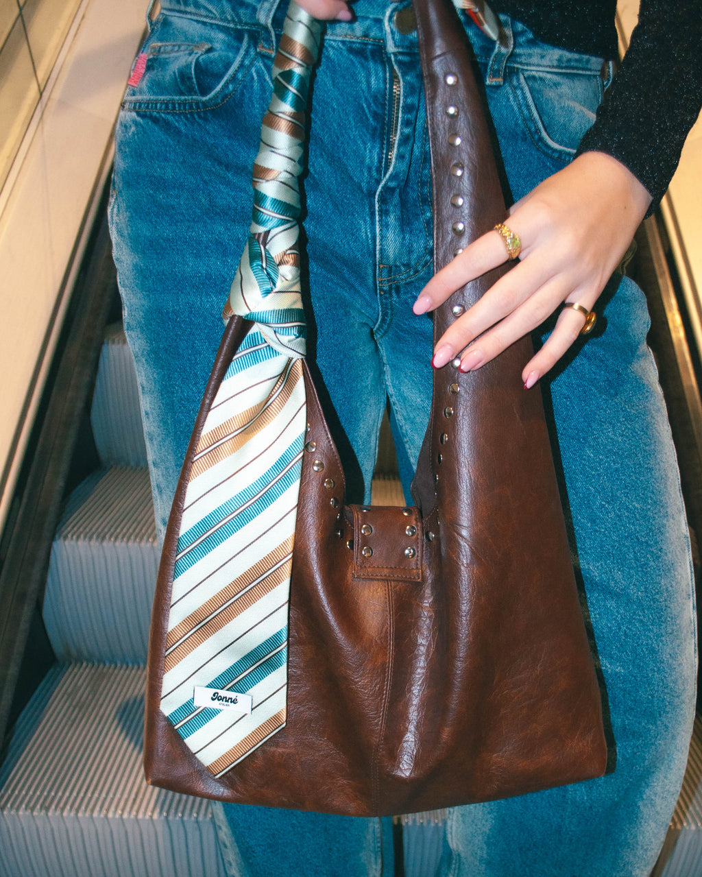 JONNÉ STROPDAS - BLUE & BROWN STRIPED